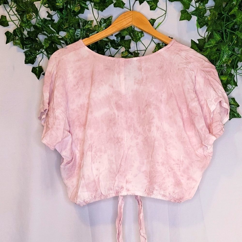 Sim & Sam. Crop Top. Size Medium. EUC - Picture 5 of 9